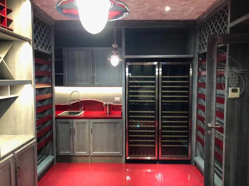 定制木艺打造完美红酒窖，罗马城市风情呈现-0