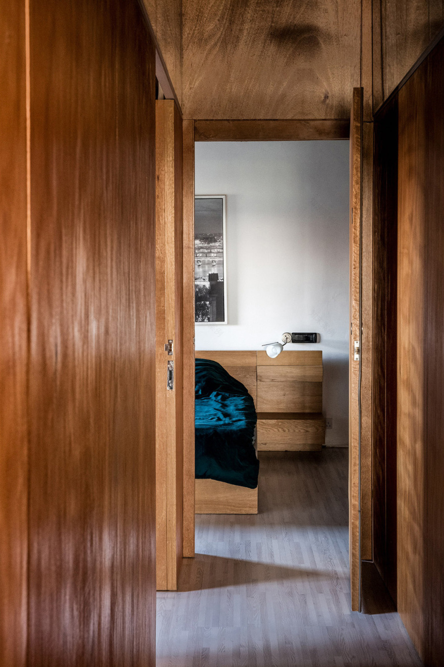 百年粮仓变身为现代别墅-12