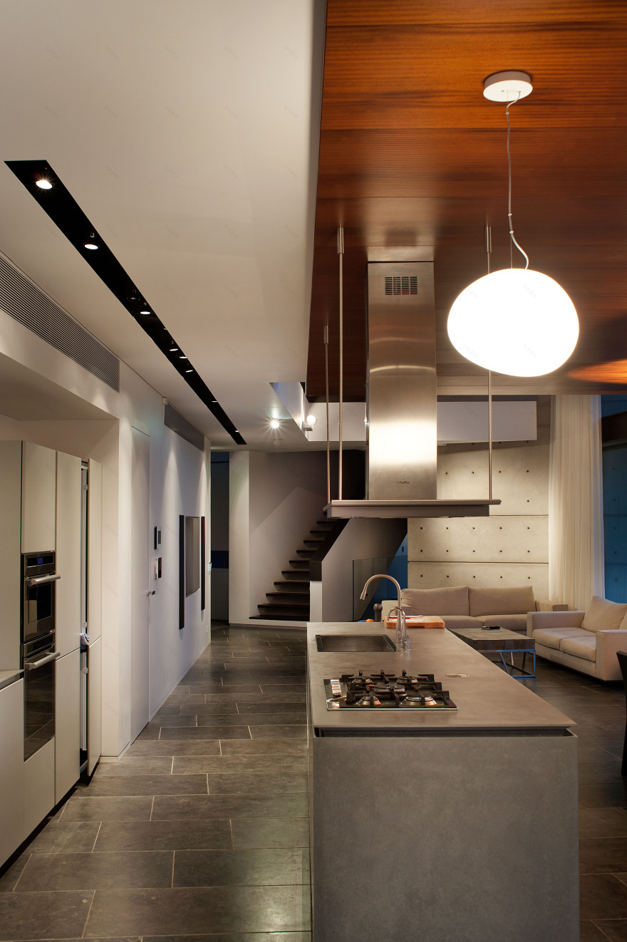 Dunsky Architects 打造的“虾屋”别墅设计,融入地中海景观-11