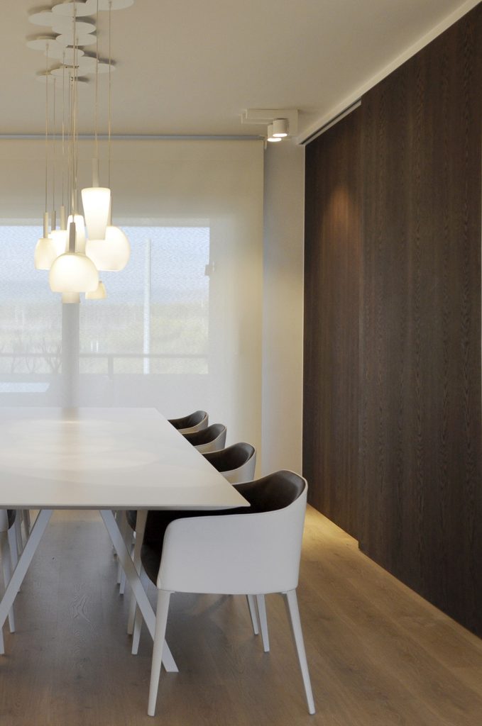 简约而温馨的 200 平米高尔夫景观顶层公寓设计-4