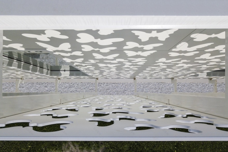 意式蝶舞·Omnicos 化妆品总部办公建筑-3