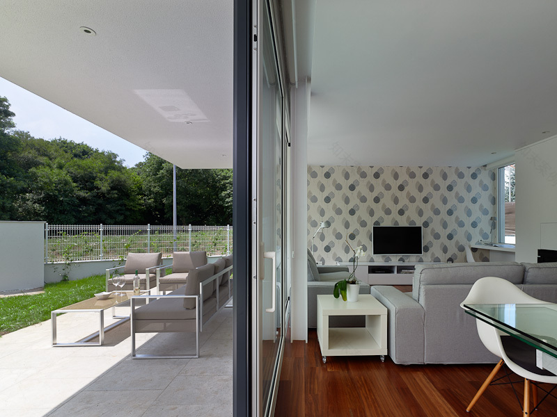 西班牙 Avilés 市简约别墅,诠释现代生活理念-44