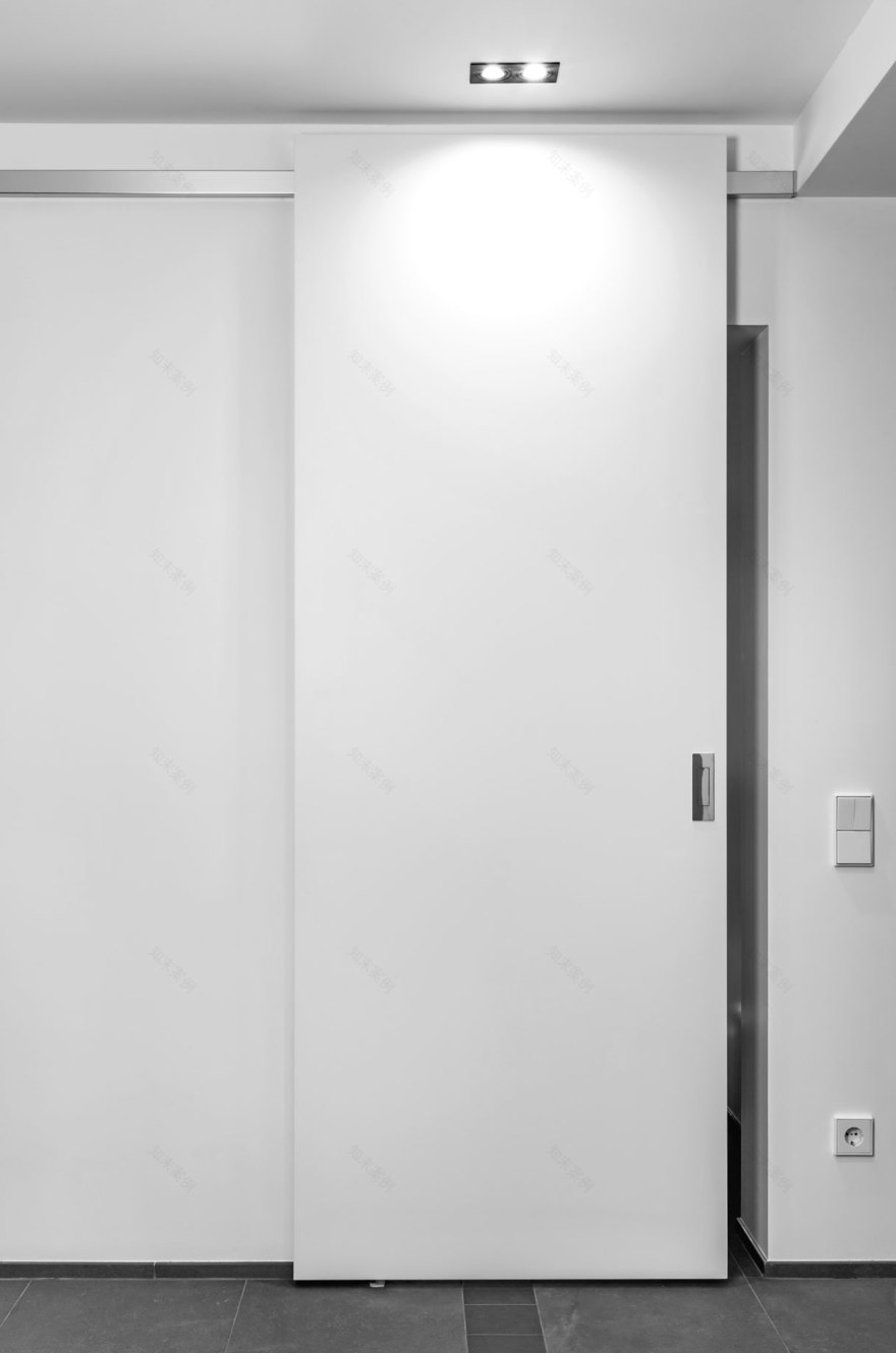 雅致美容师的现代家居空间-4