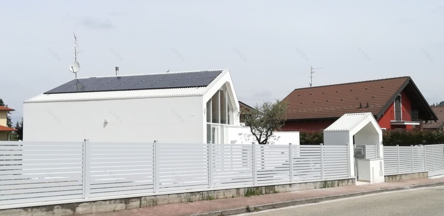 绿意盎然的光伏家园 · 意大利环保节能住宅-11