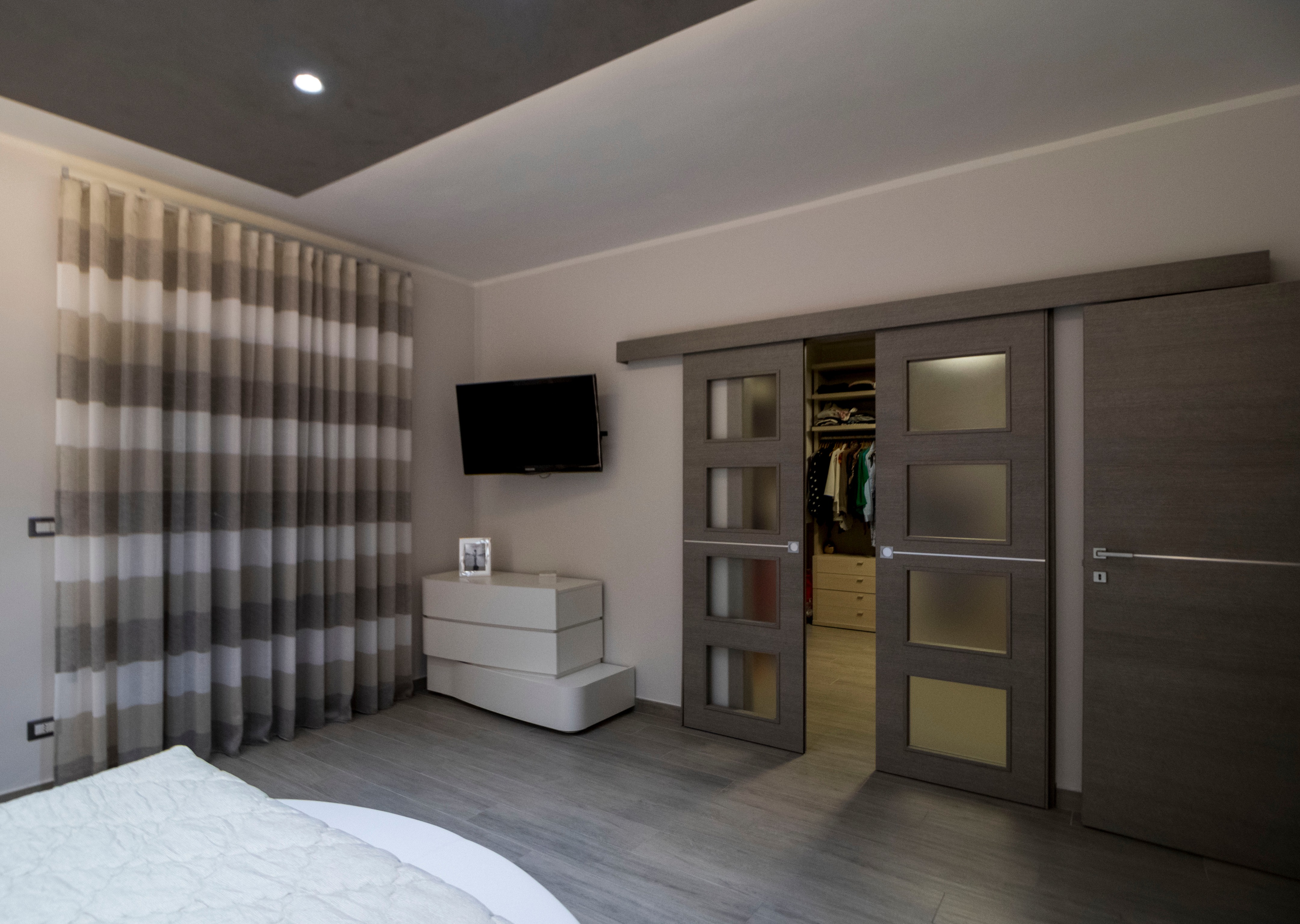 乡村别墅变身为现代都市家居-7