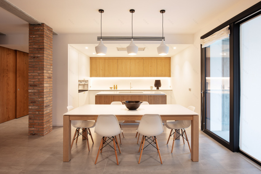 七十年代别墅翻新,现代风格融入自然-8