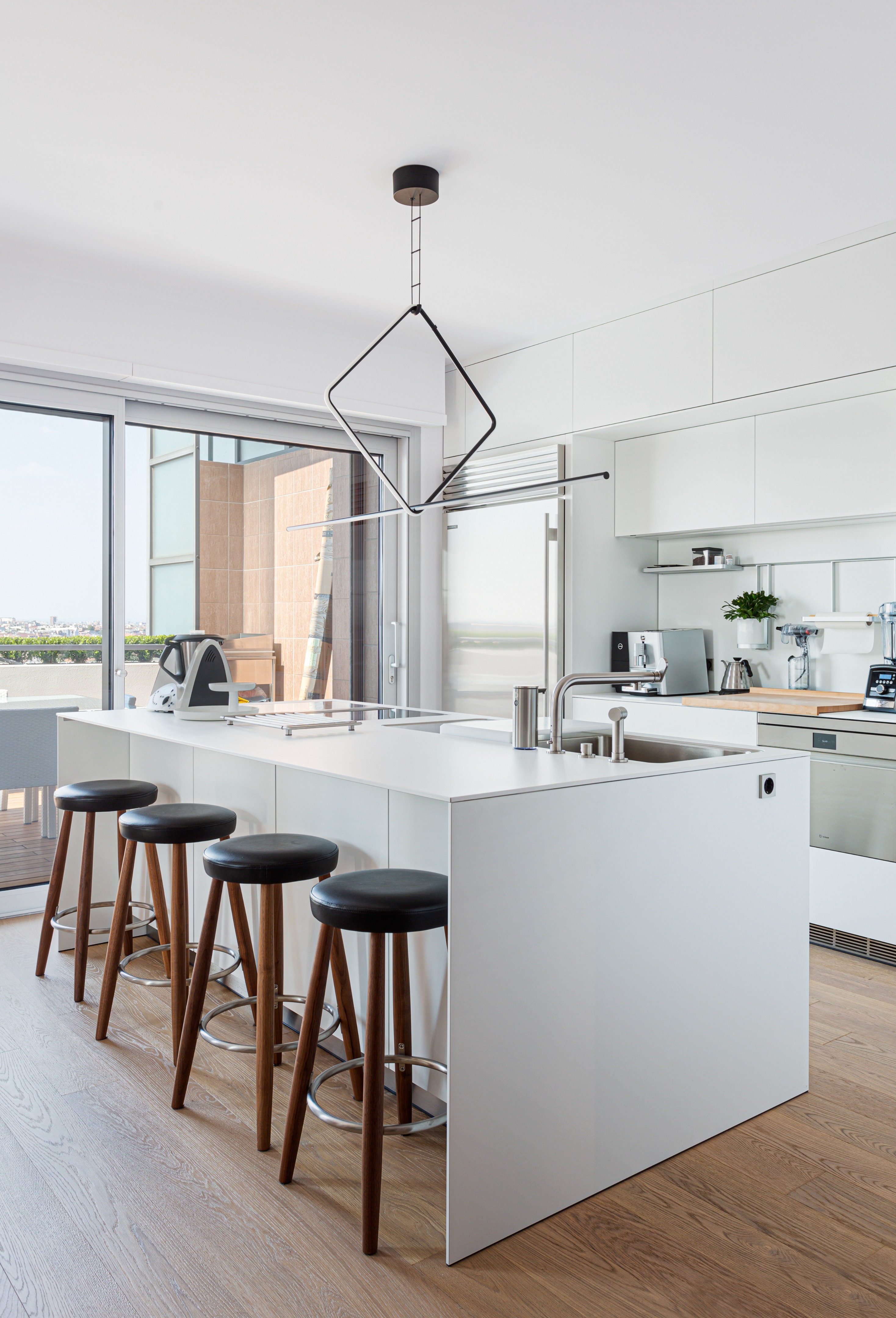 意大利米兰顶层公寓改造-2