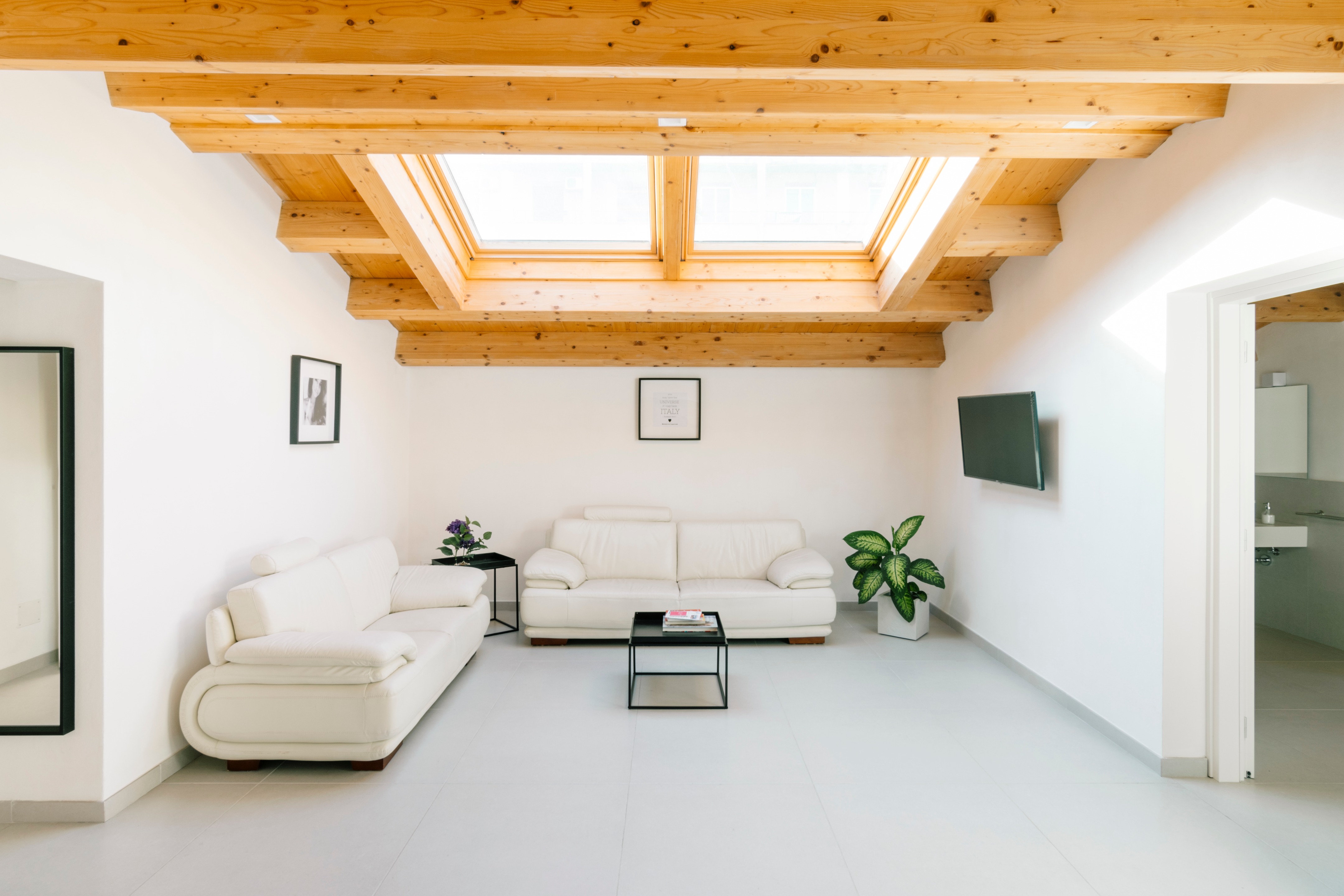 历史与现代交融的“第十三受害者广场”建筑改造-10