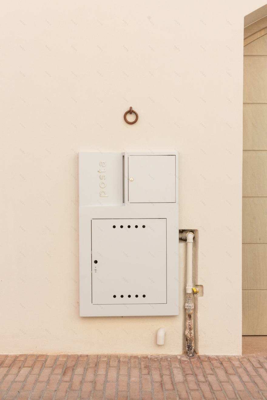 修复古城中心的“金色丰收之家”-20