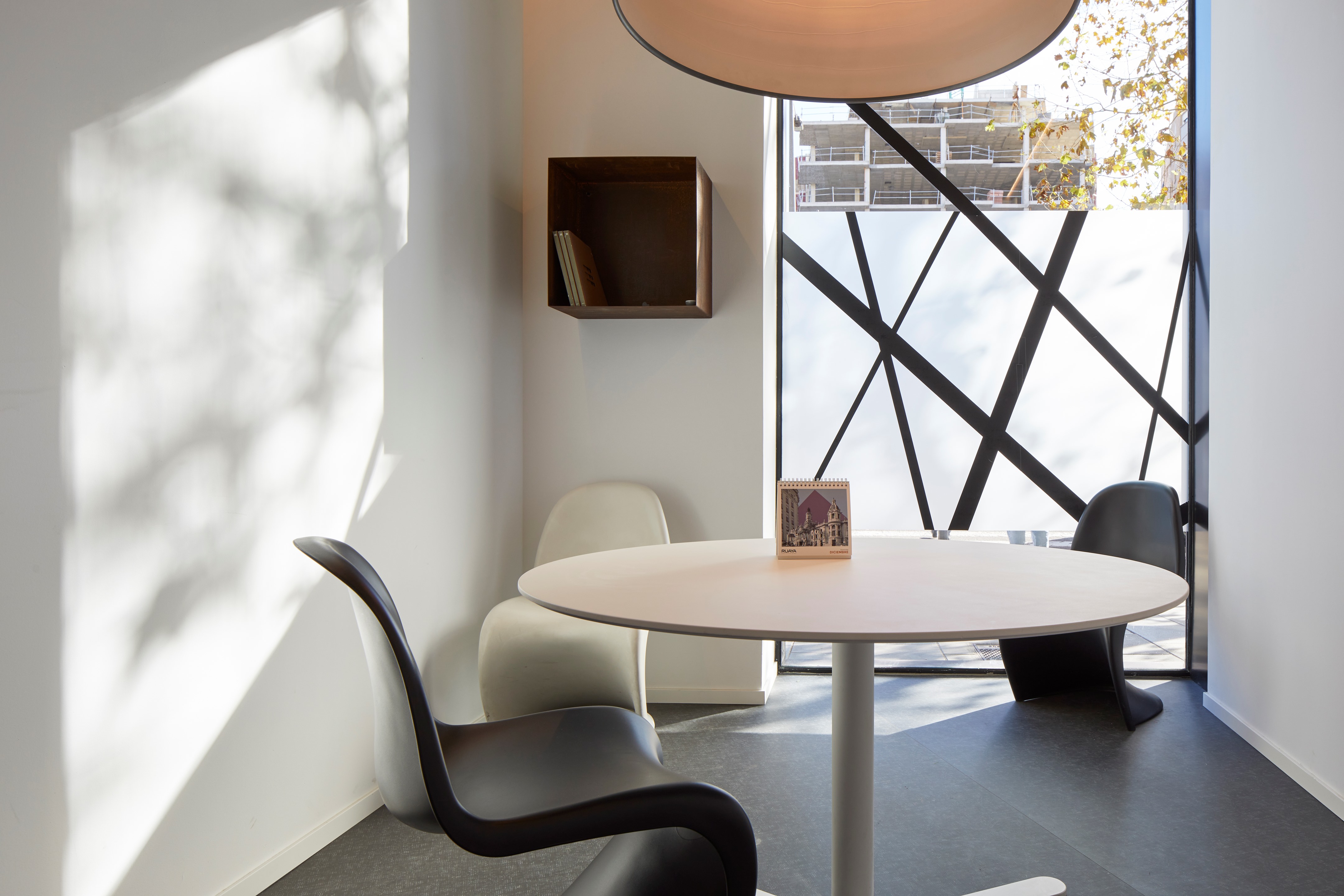 Ruaya 工作室丨西班牙马德里-10