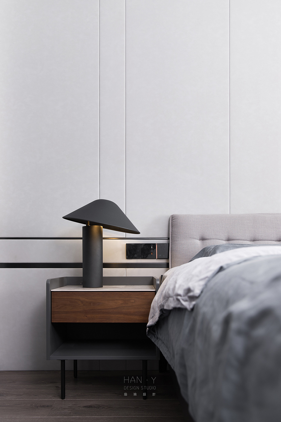 《无界》黑钢木 Glass-43