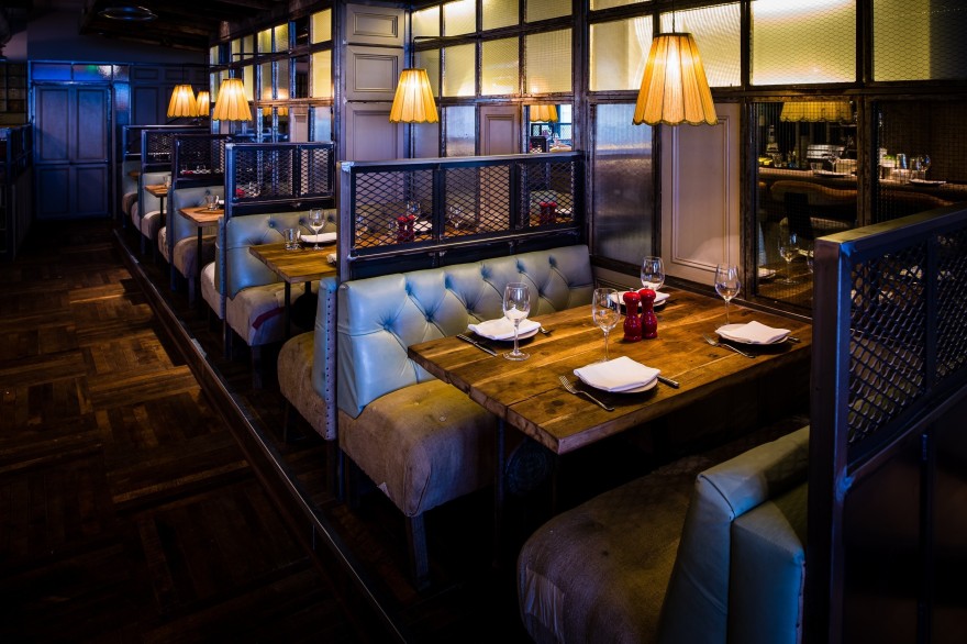 village east 餐厅翻新升级,打造温馨现代工业风-4