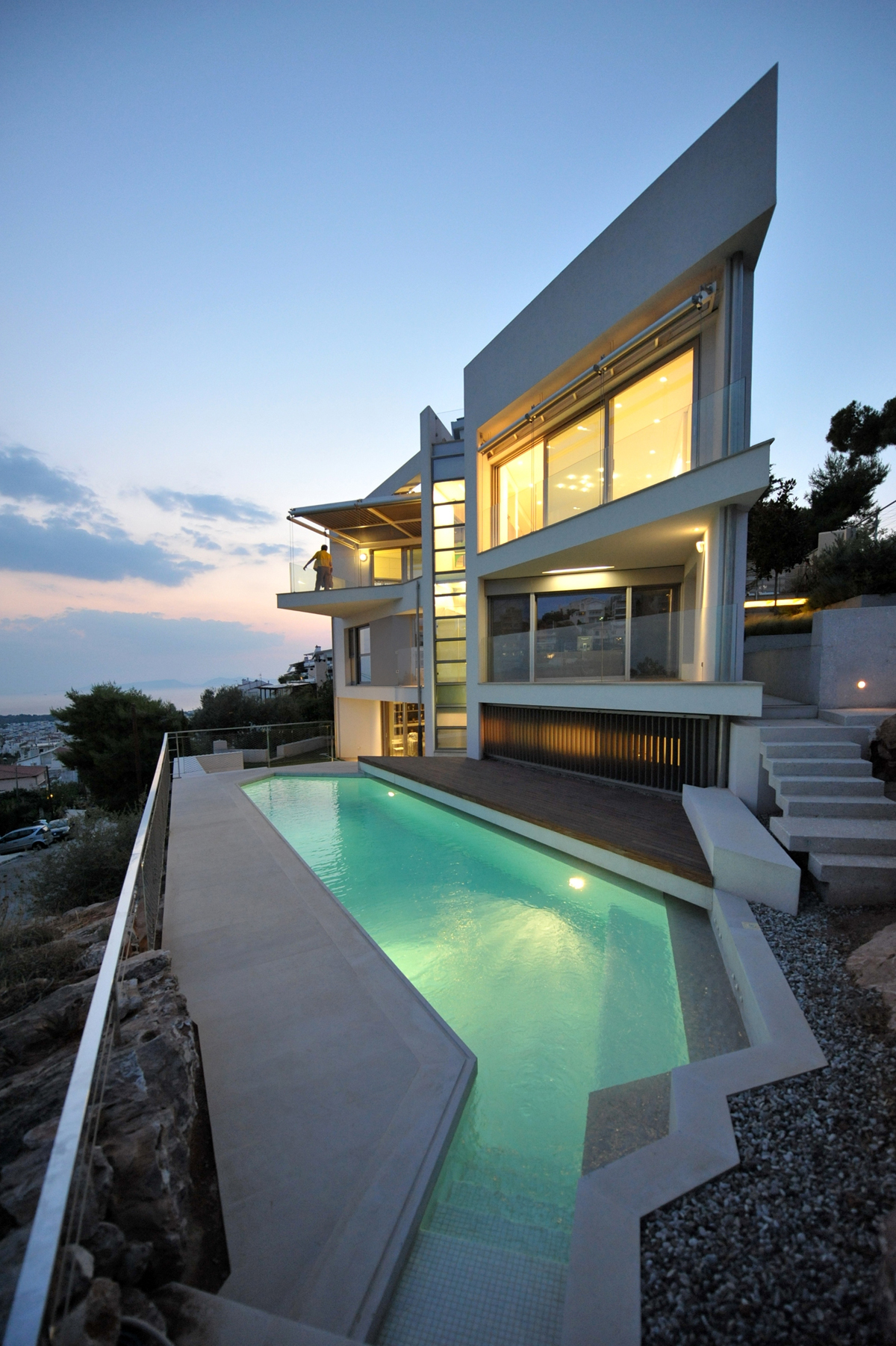 希腊雅典别墅建筑,打造城市海景生活-0