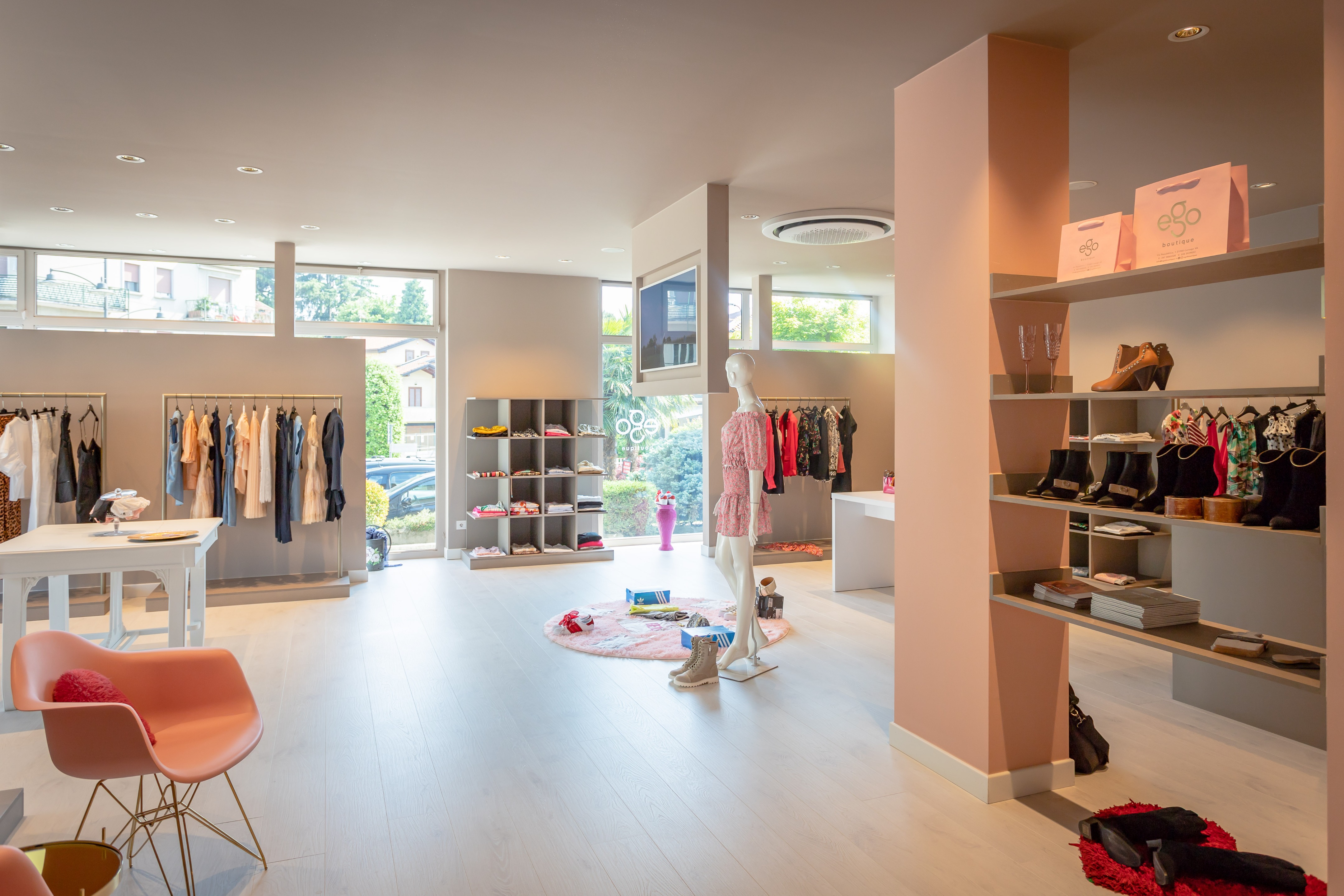 服装店丨EGO boutique丨Davide Pavanello Lab-7