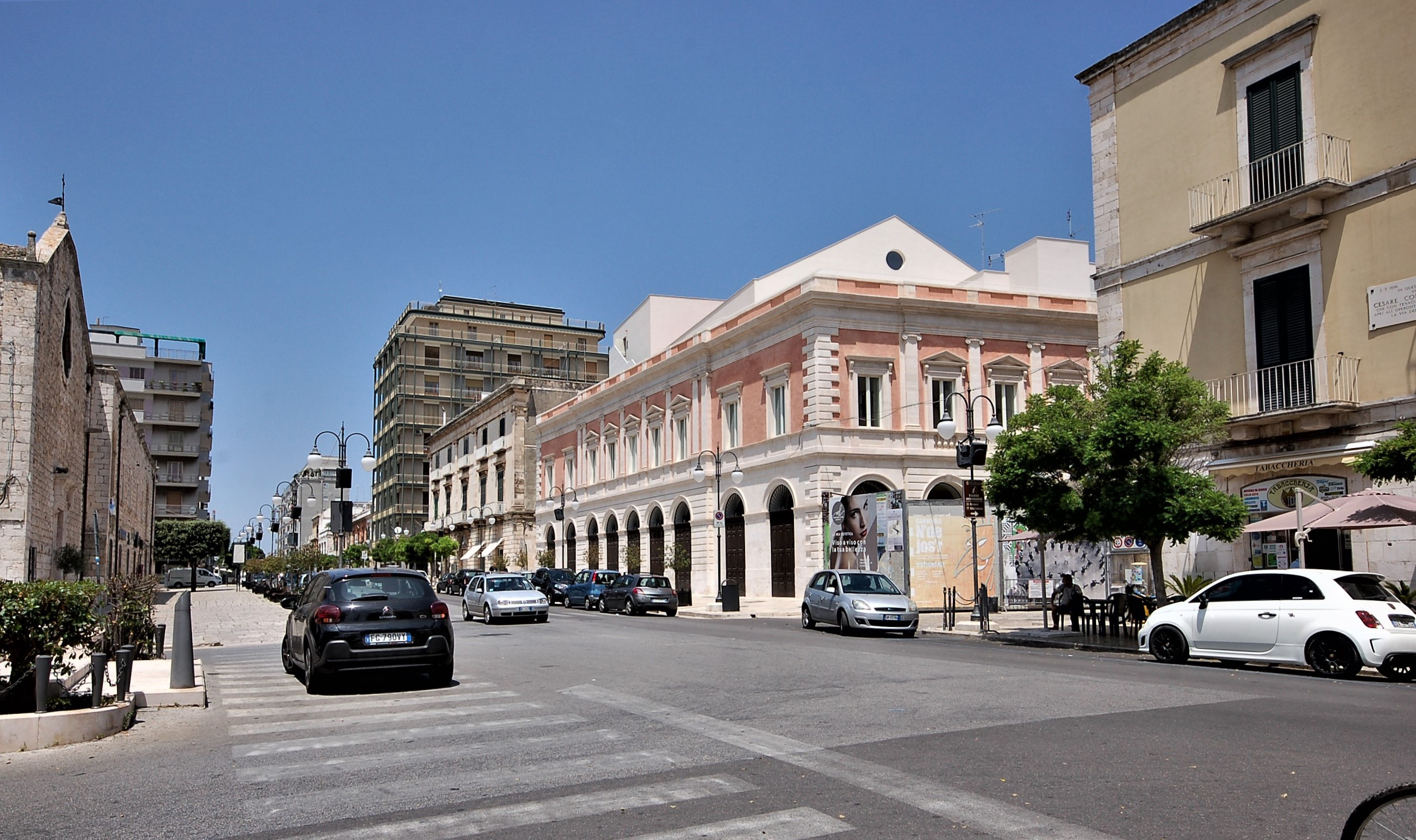 创新融合,意大利 Putignano 市政剧院修复与功能提升-6