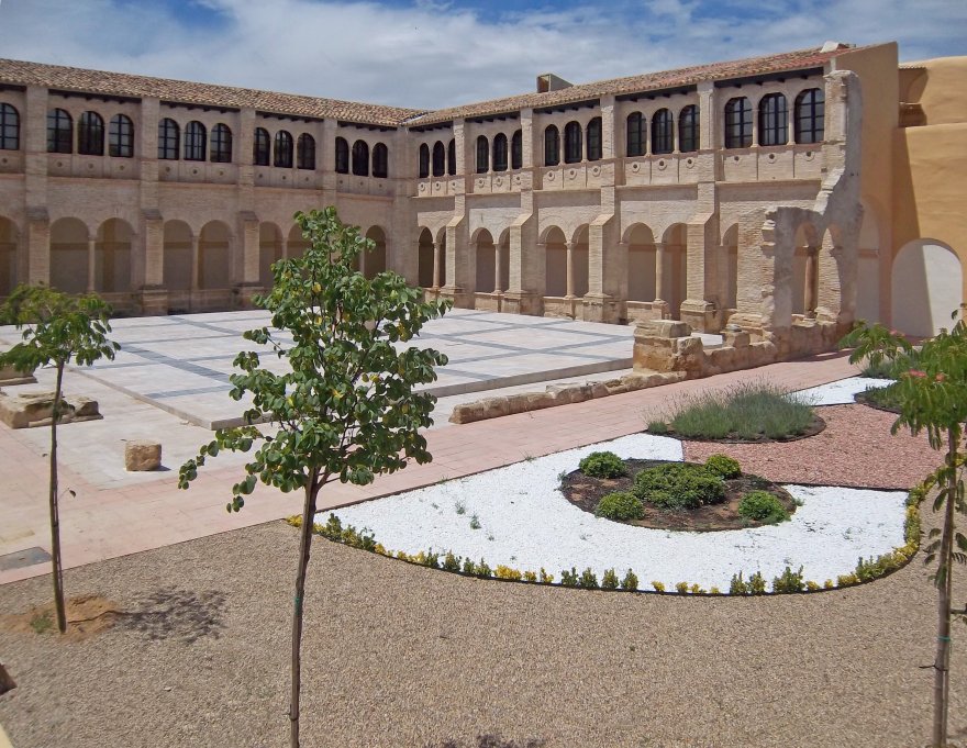 历史建筑的复兴 | Santo Domingo 修道院变身工作坊-0