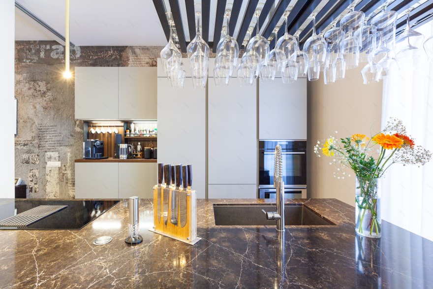 米兰中央车站公寓绿色垂直墙面设计丨意大利米兰丨CLM Design & Contract-12