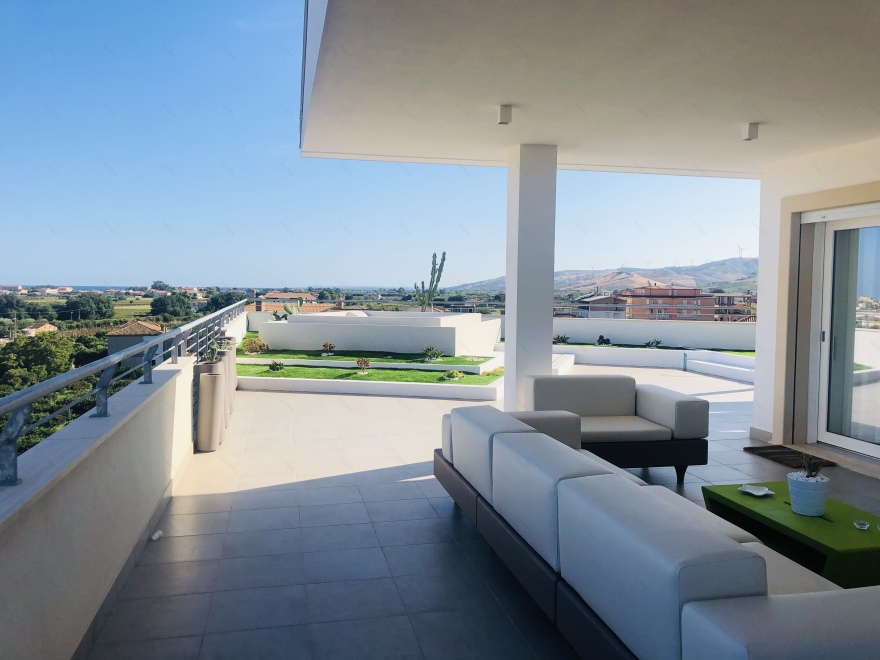 意大利海滨别墅的现代魅力-34