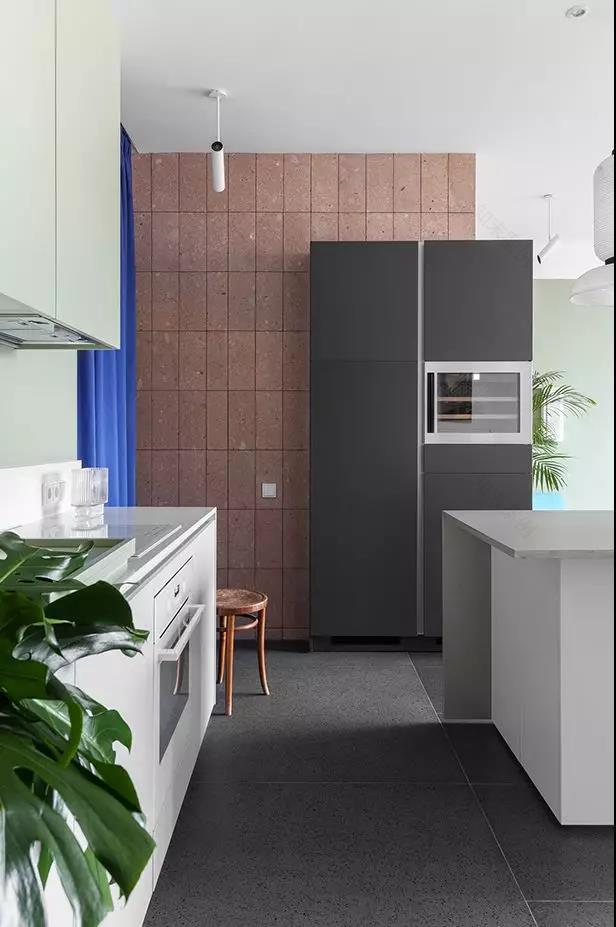 莫斯科 90㎡活力极简公寓设计-54