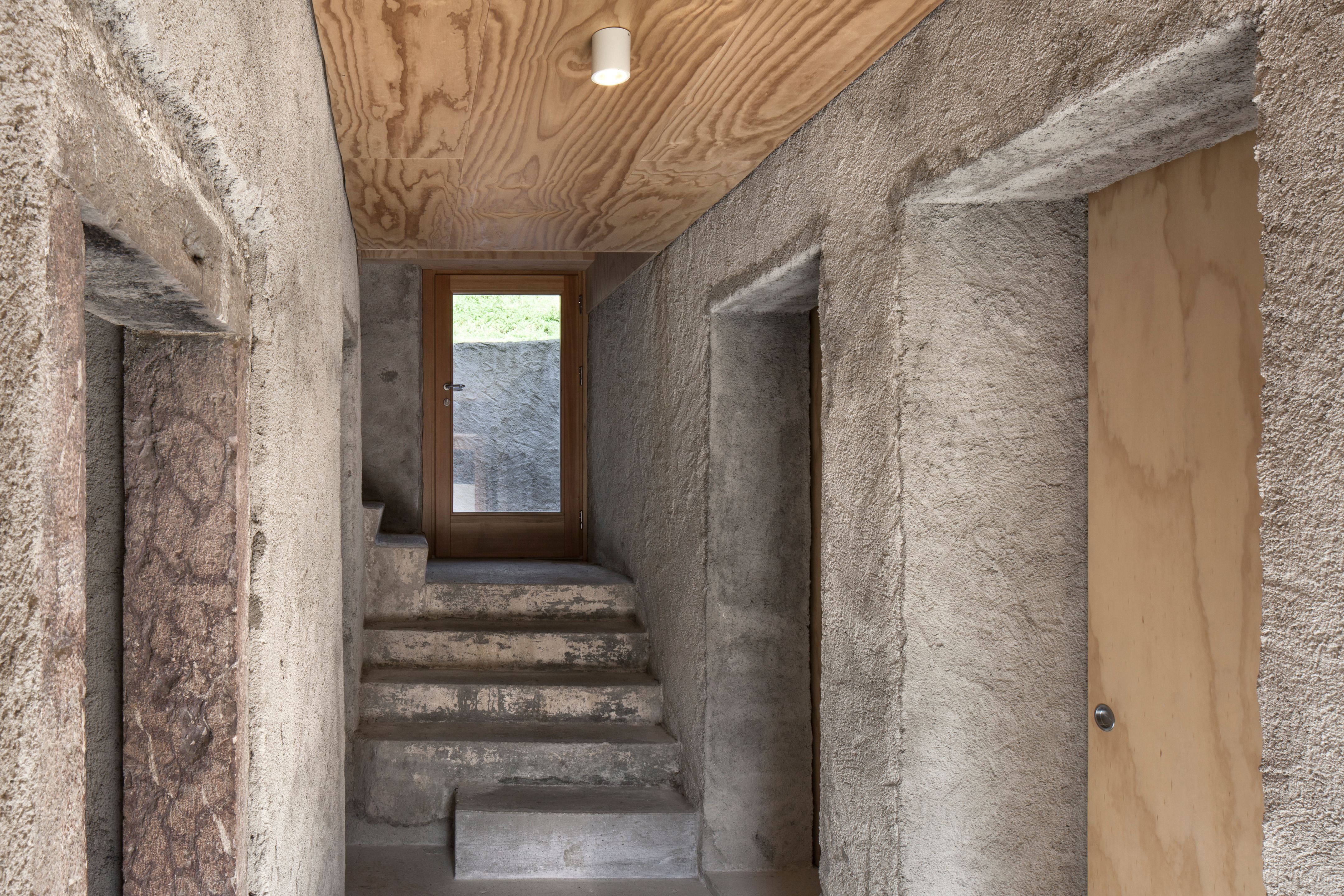 简朴与精致的碰撞 | 山地别墅设计-11