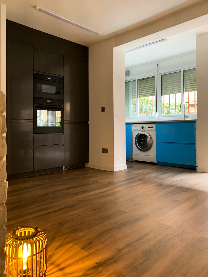 马德里市中心 40 平米温馨公寓 | 花园与城市生活的完美结合-8