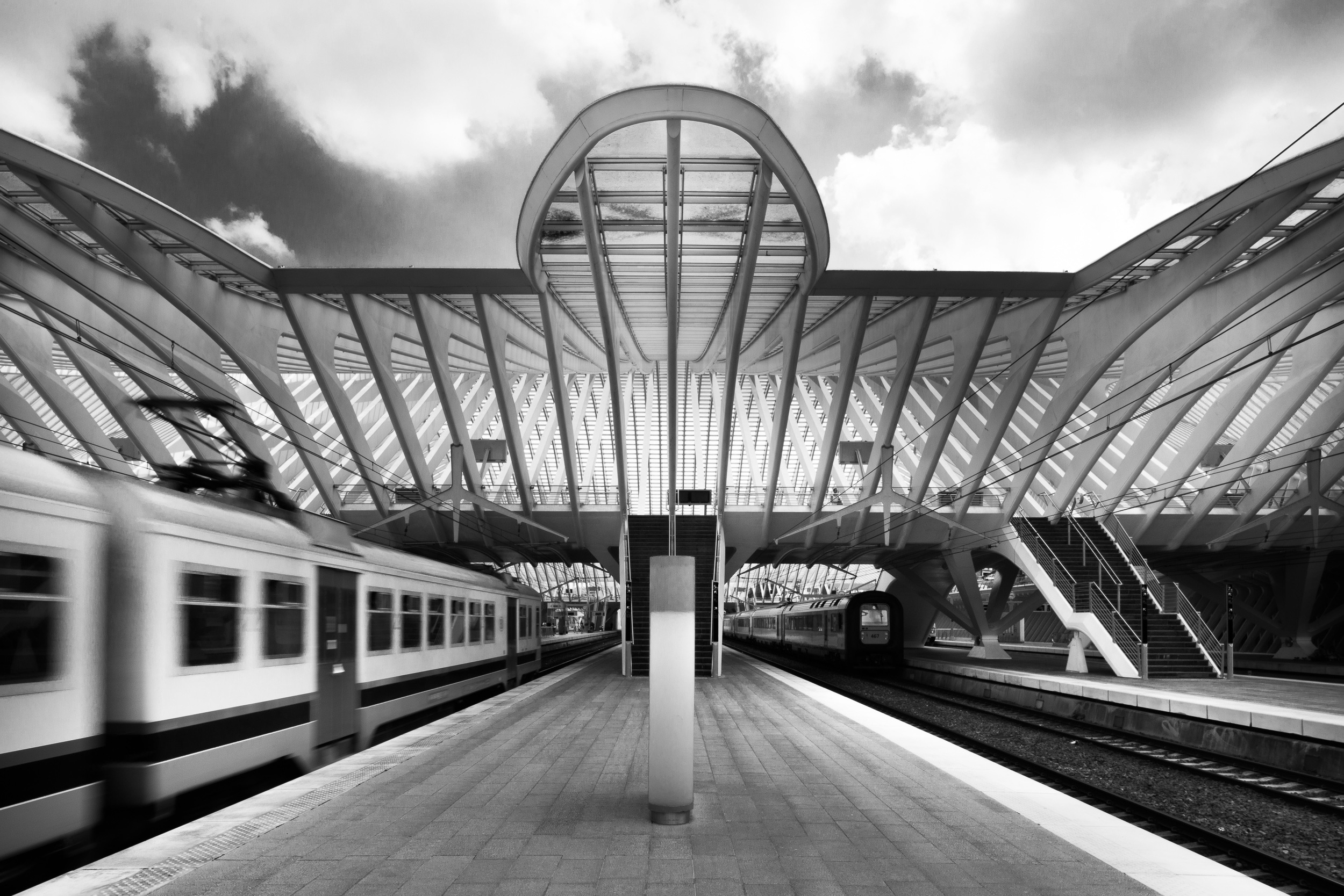 LIÈGE-GUILLEMINS STATION-0