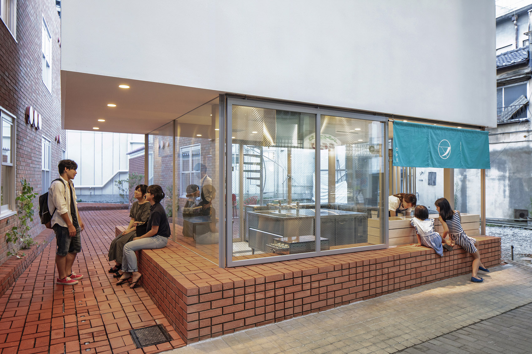 Nakamata日式糖果店，日本/购物街上的减法空间营造垂直于街道的纵深感-21