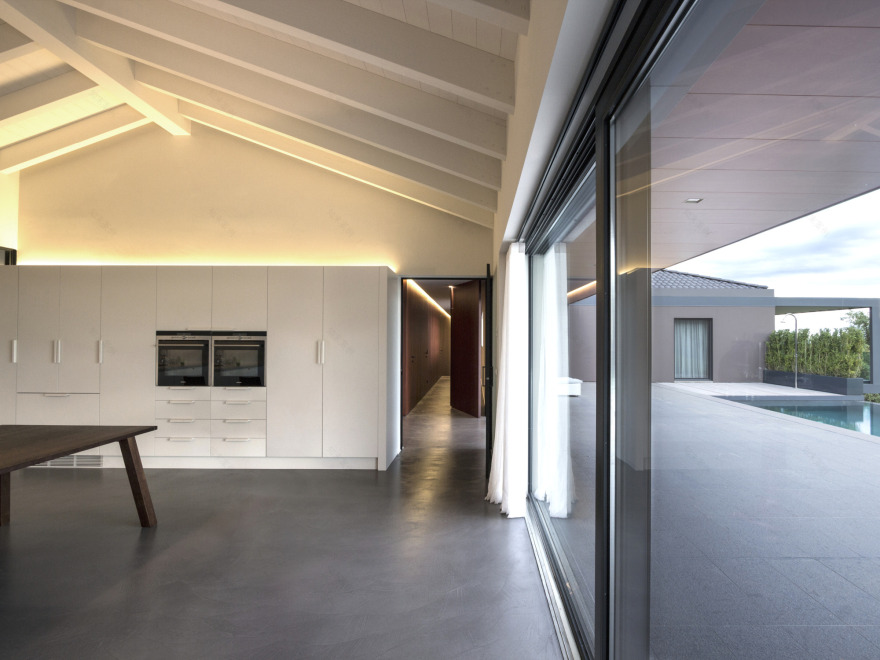 意式风情别墅设计,展现 Friuli 大美景象-7