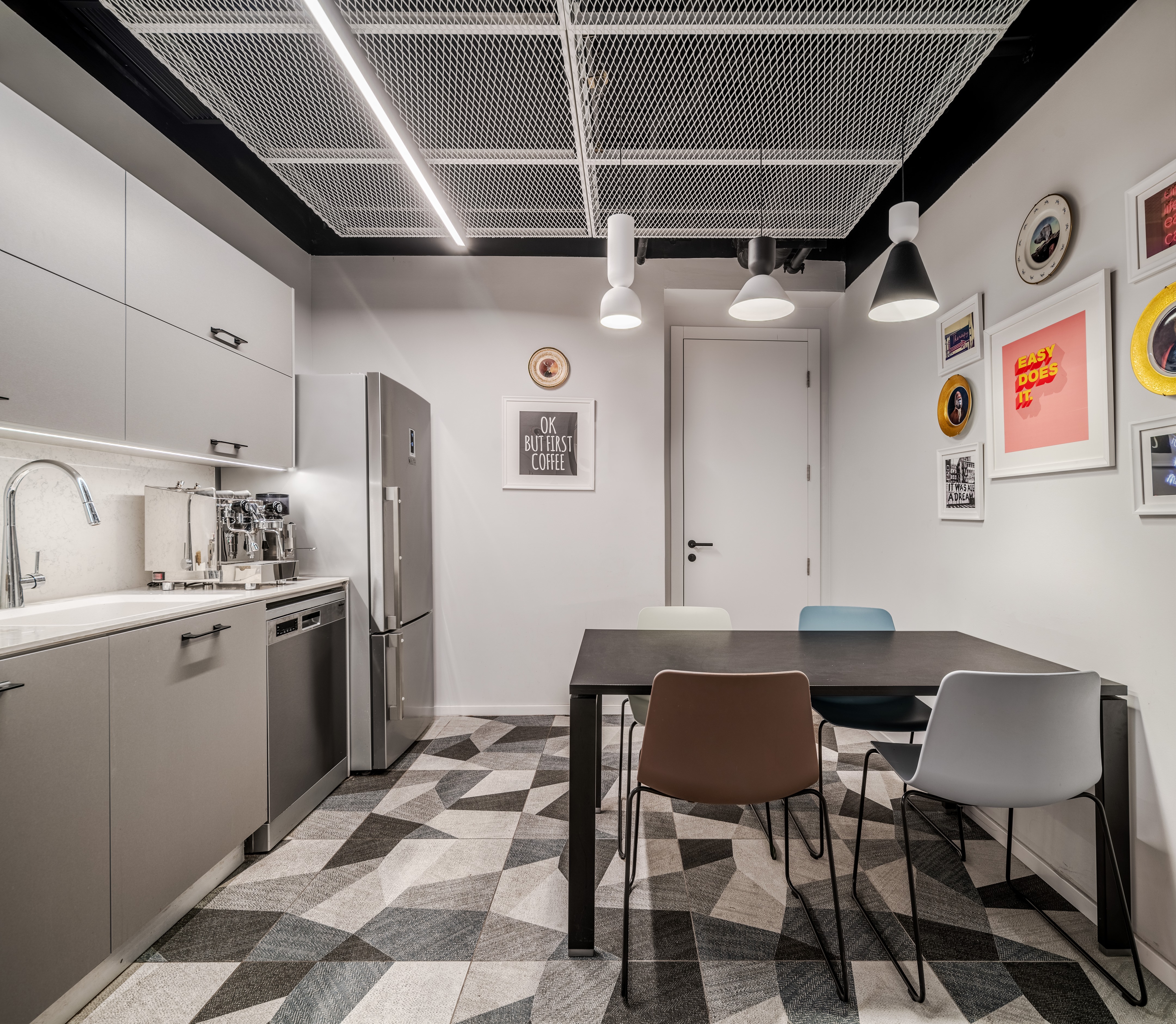 HEU & Co·律师事务所办公室-11