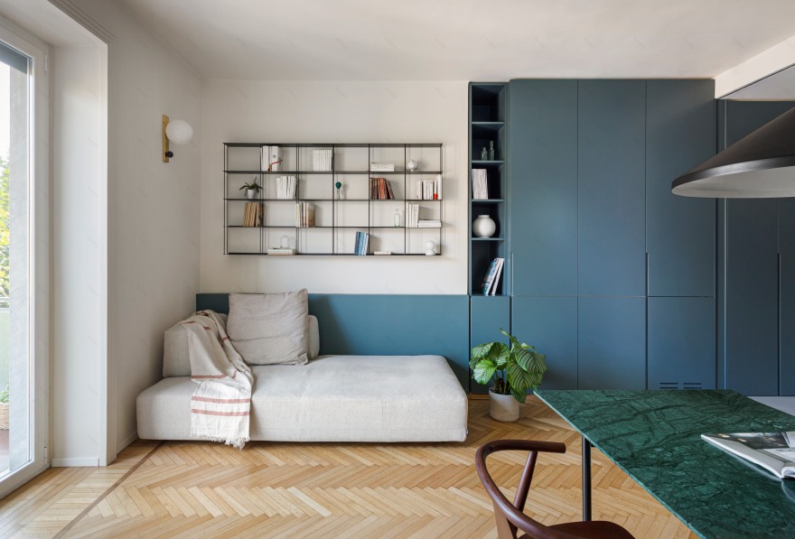 翻转空间的平层公寓改造 | 日与夜的和谐共生-2