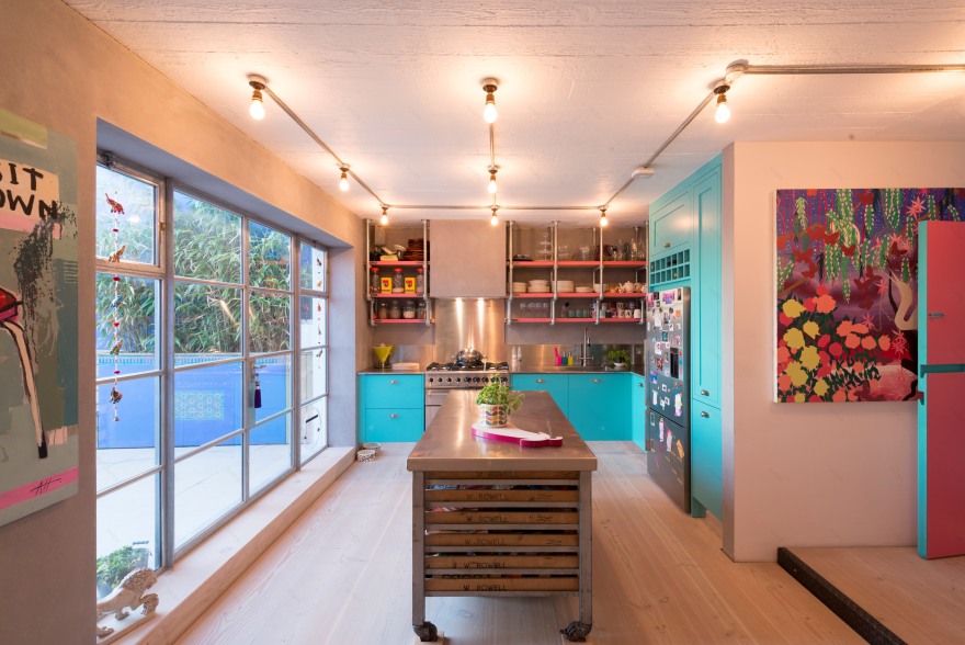 色彩斑斓的边界突破,Cleo 的时尚别墅-17