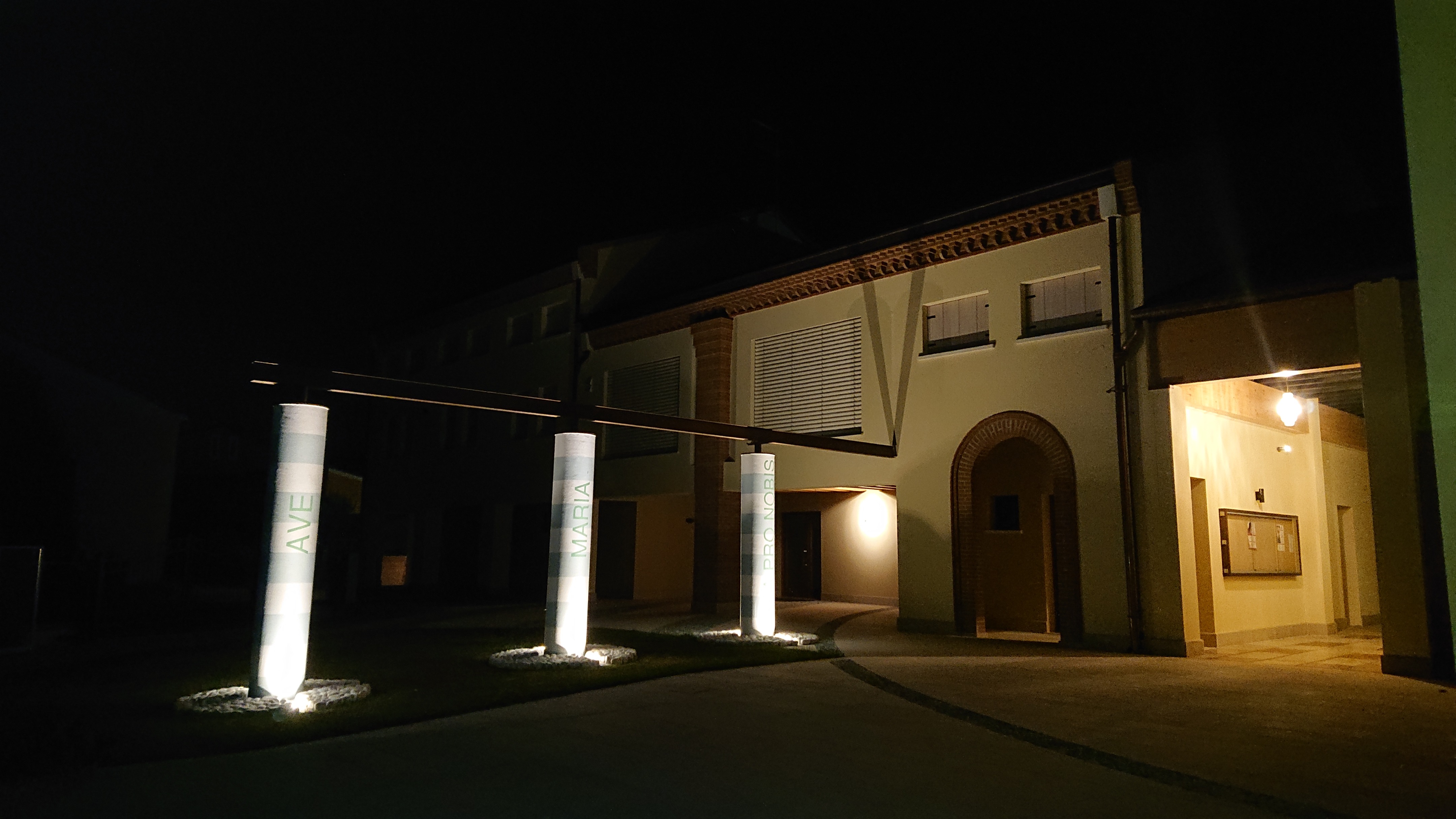 农村社区公益住房——绿色环保、能源高效的典范-13