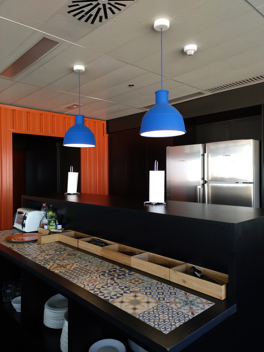 Sergi Bellvert Comas 办公建筑-24