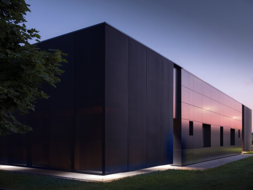 悬浮办公楼设计,打造现代办公空间-7