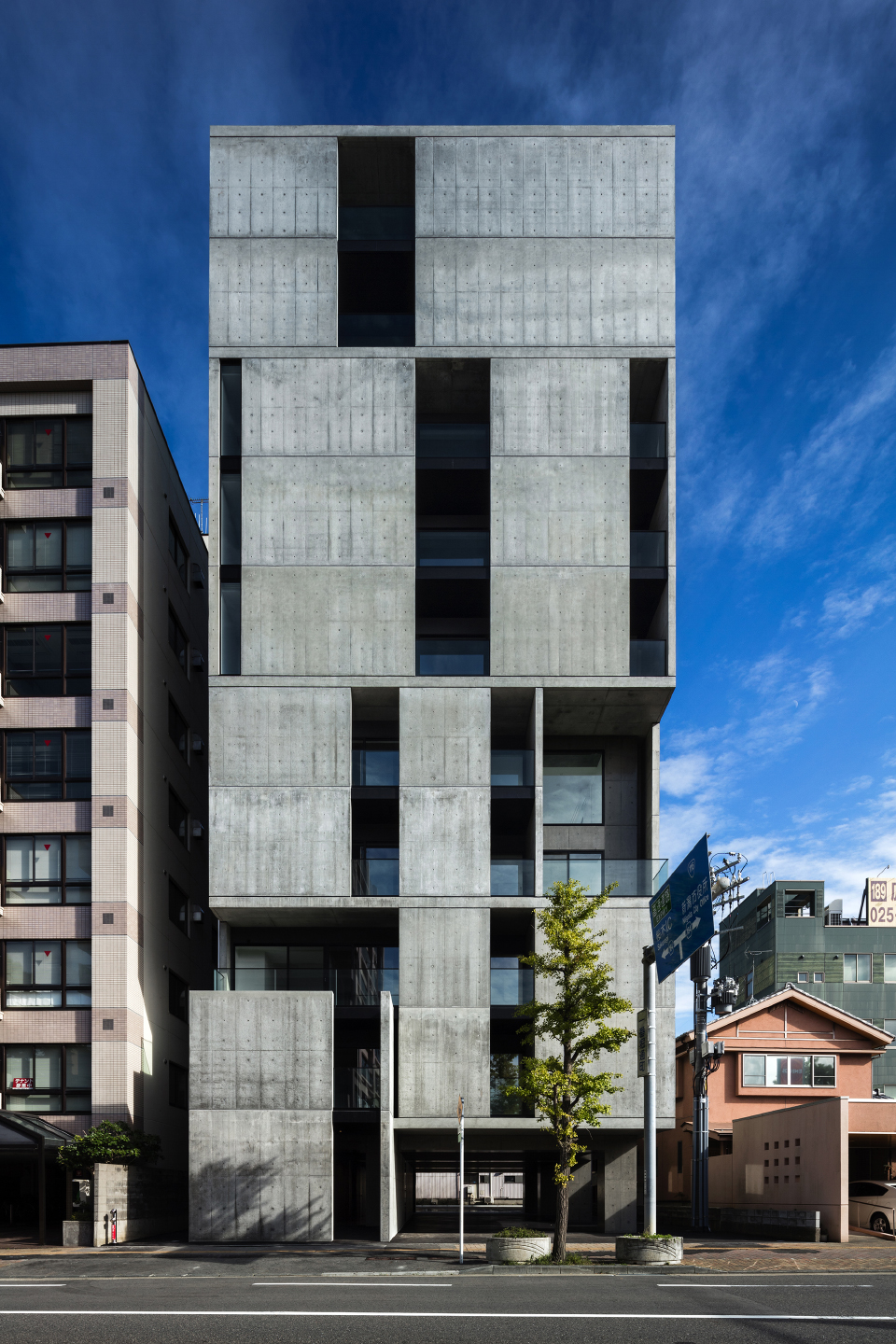 新潟市住宅综合体三期，日本/在城市化背景下重建集体住宅的内外空间关系-24