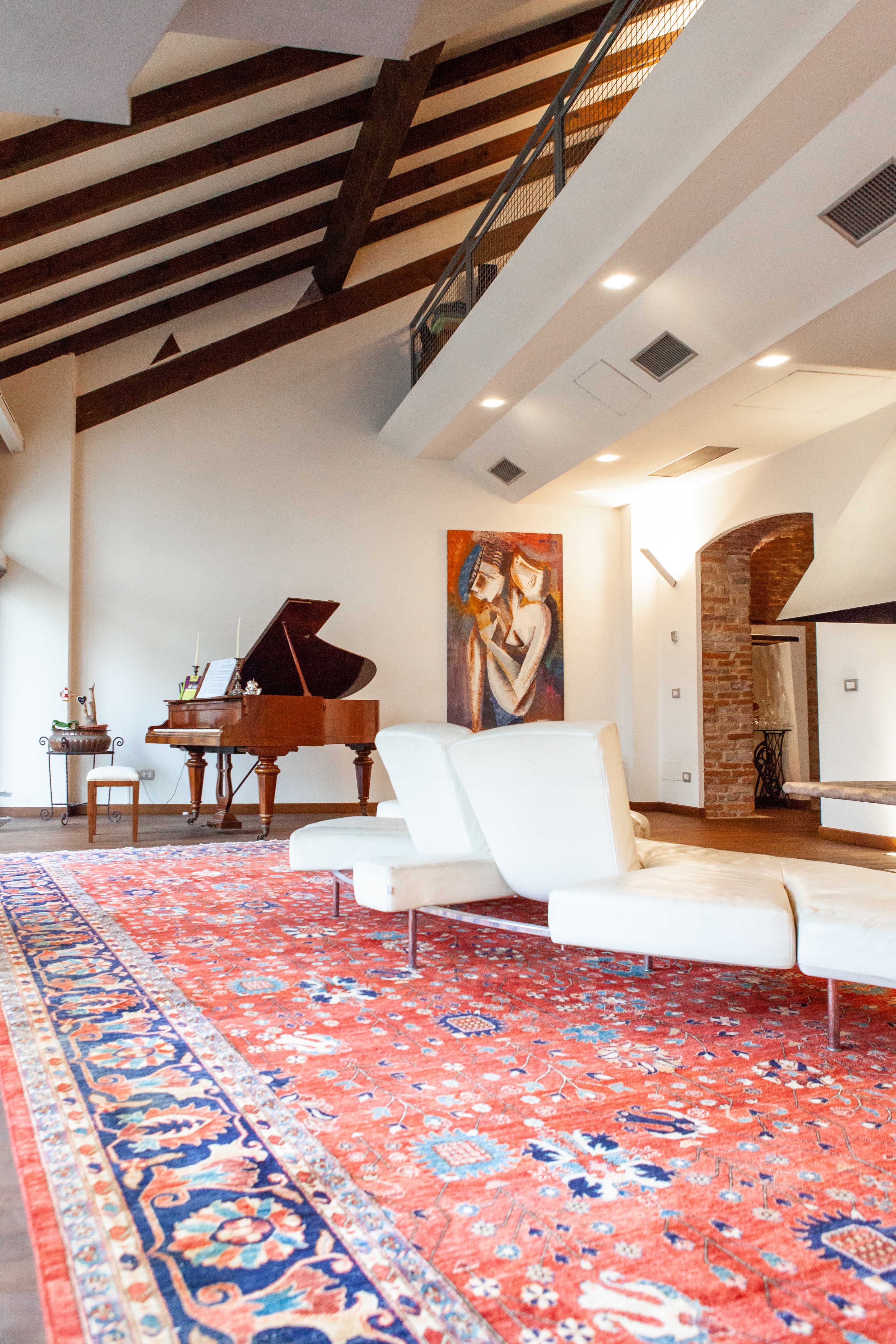 历史与现代共融的城市别墅-22