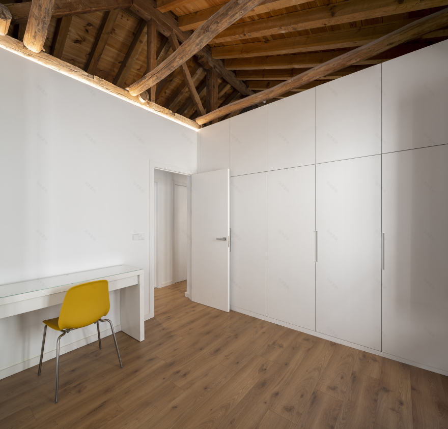 格兰纳达教堂住宅改造-20