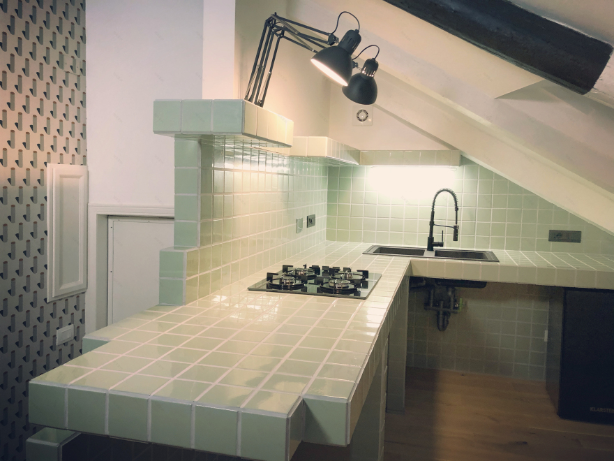 小型阁楼翻新-4