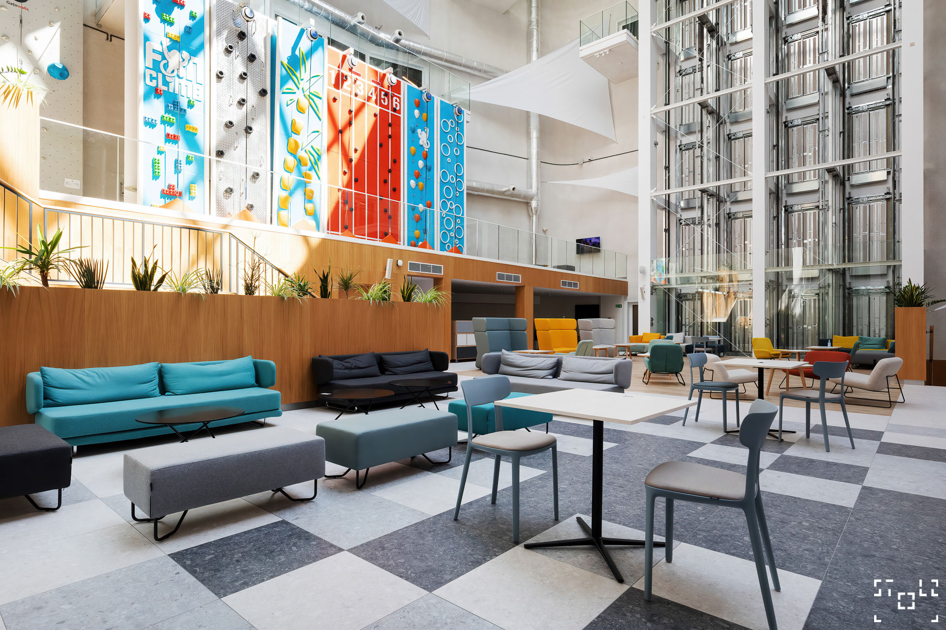 Tomasz Stolz 设计 Seaside 453 公寓，展现现代海滨风尚-27