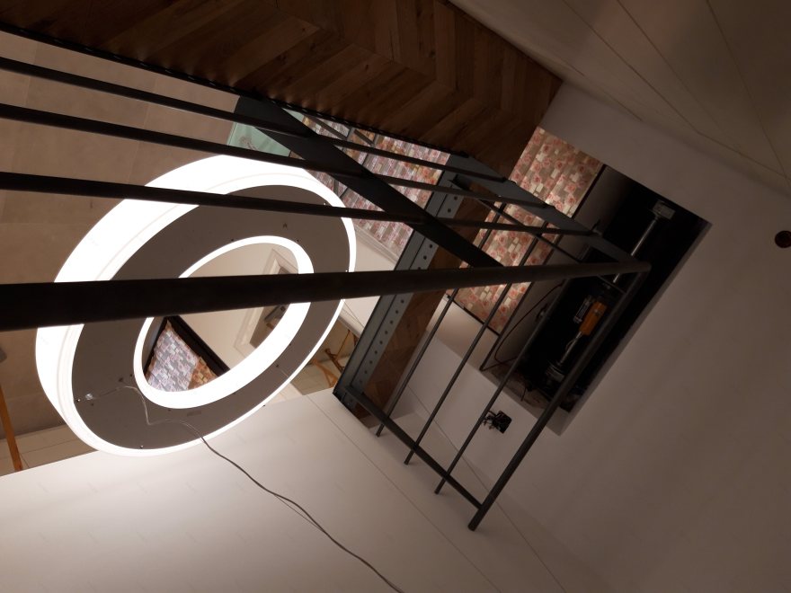 旧建筑新生的商业空间-9