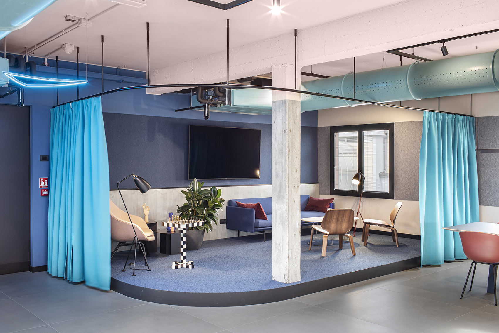 STAY HOTEL · 意大利设计新锐,打造现代活力驿站丨Rizoma Architetture-21