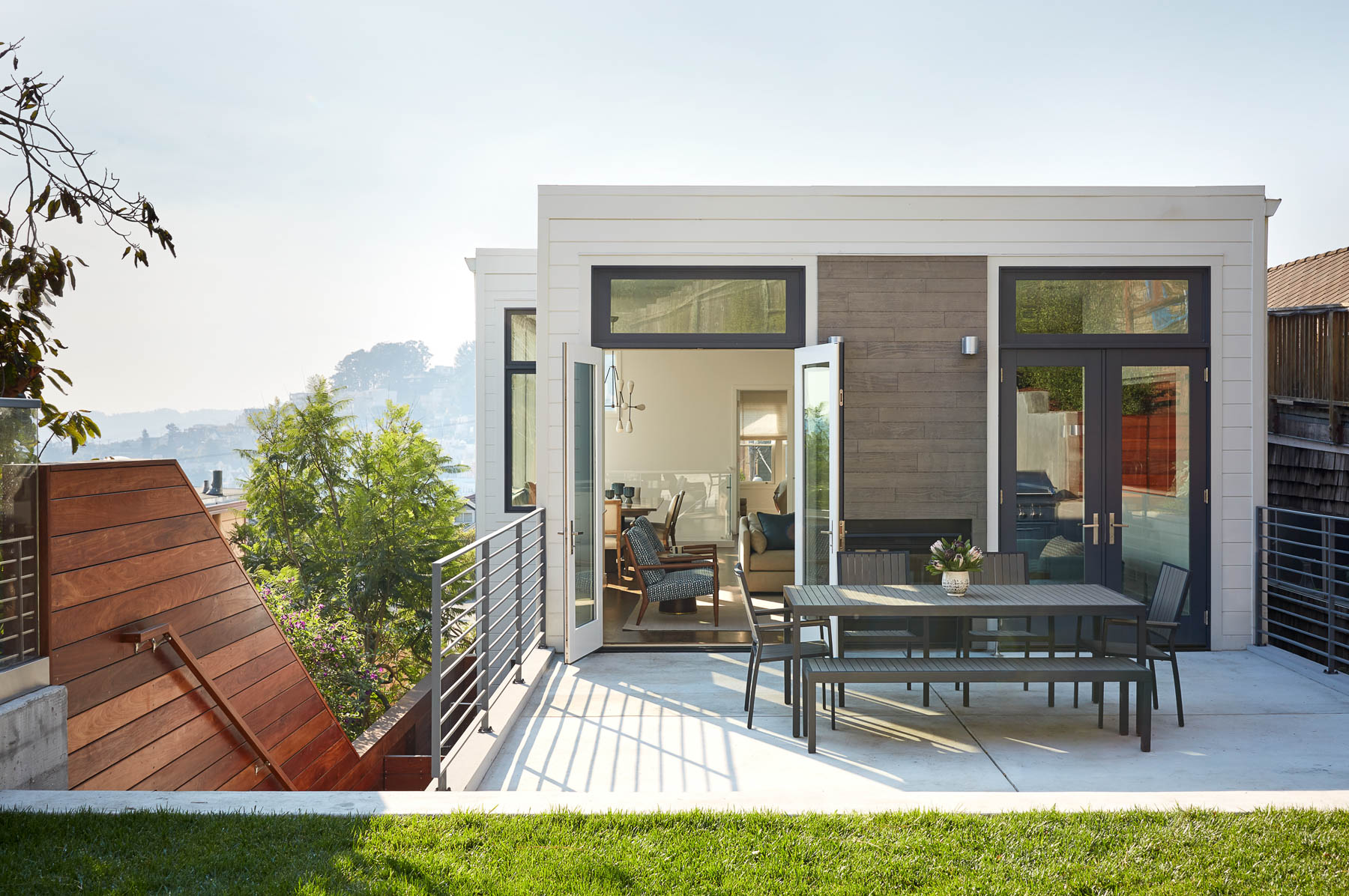 加州现代别墅的室内外融合-6