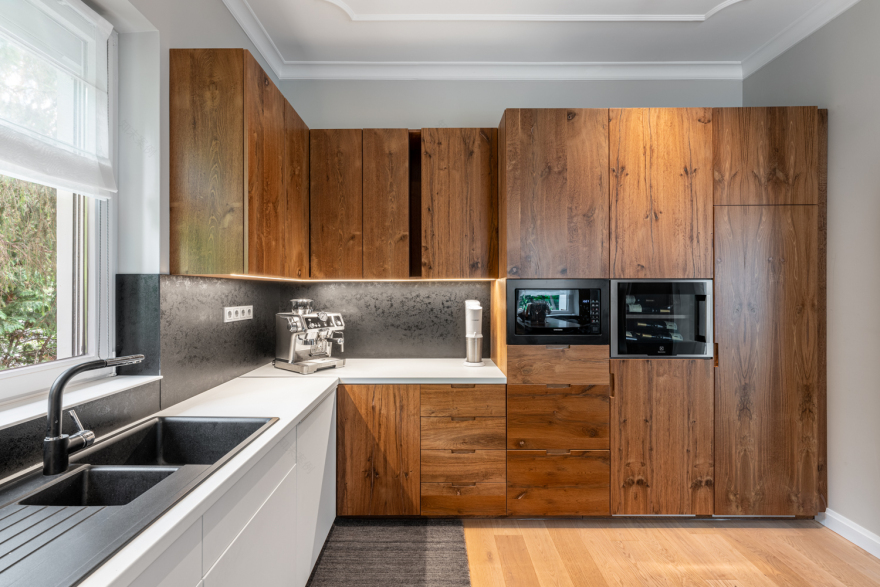 经典与现代的完美融合 | 温暖宜居的独立屋设计-8