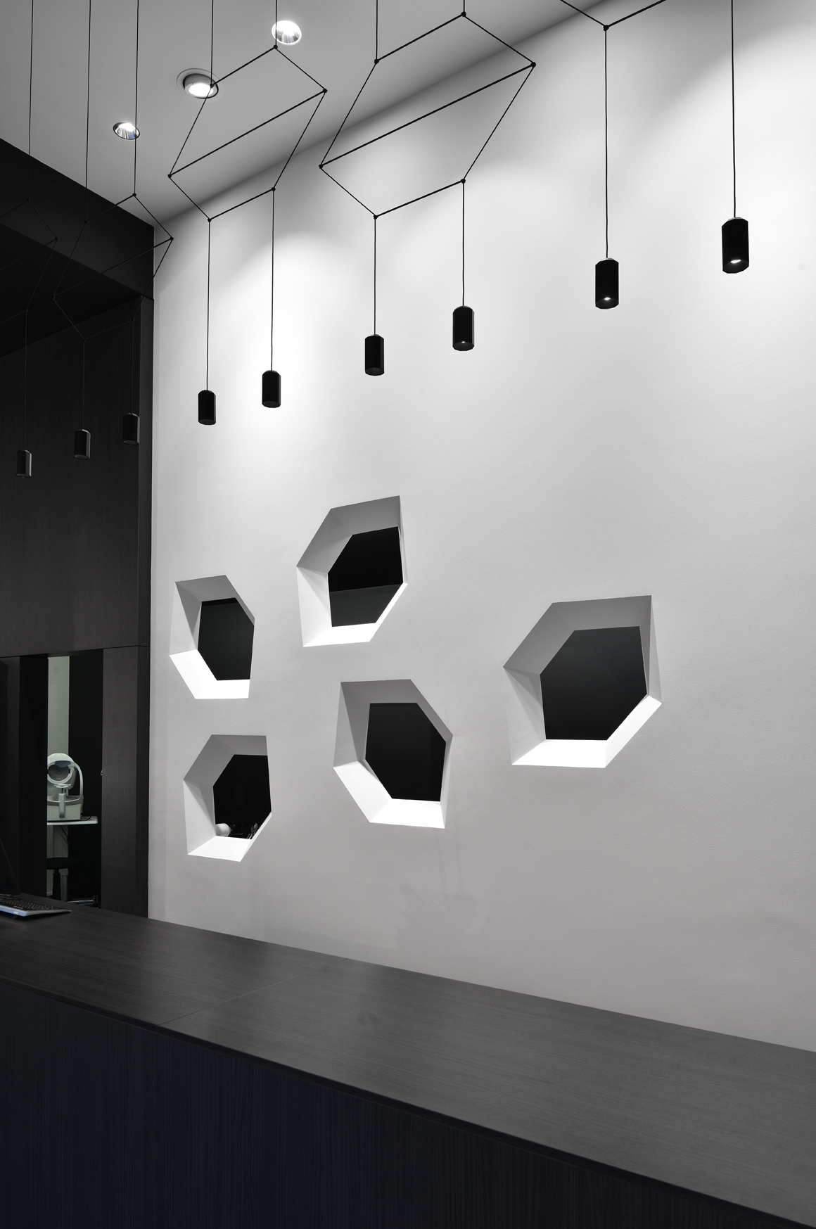 家族传奇品牌 Optique Lefèvre 的现代室内设计之旅-6