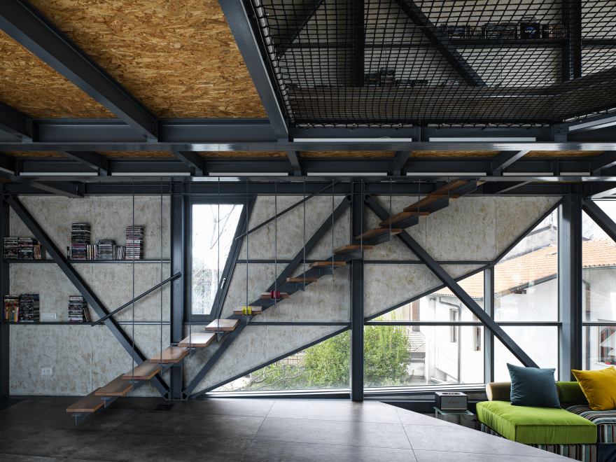 创意风暴中的仓库改造 | 意大利米兰金属木质建筑-0