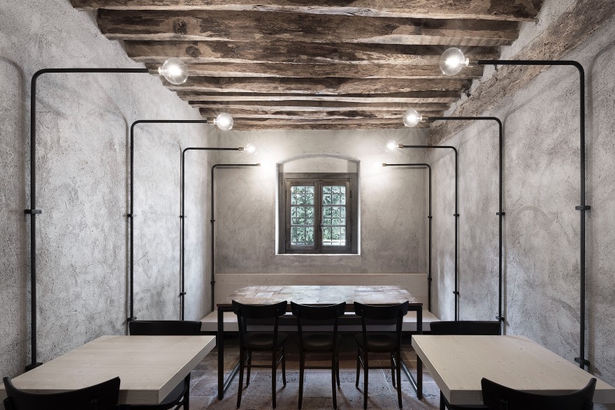 古堡中的啤酒花园-8