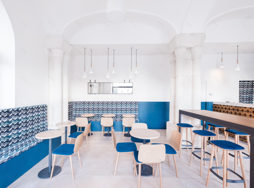 3D 打印技术打造的意大利风情咖啡店-0