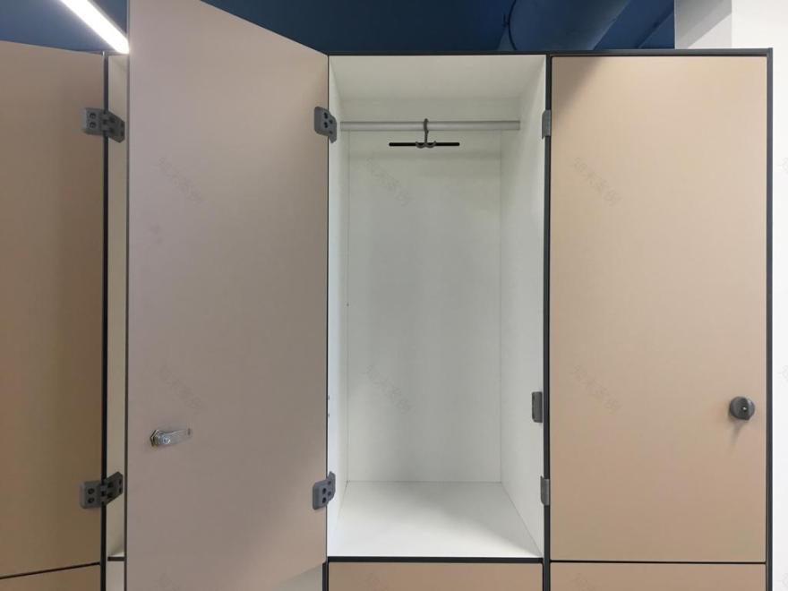 公共泳池 cesenatico 改造 | Ges Group 打造全新更衣室-3