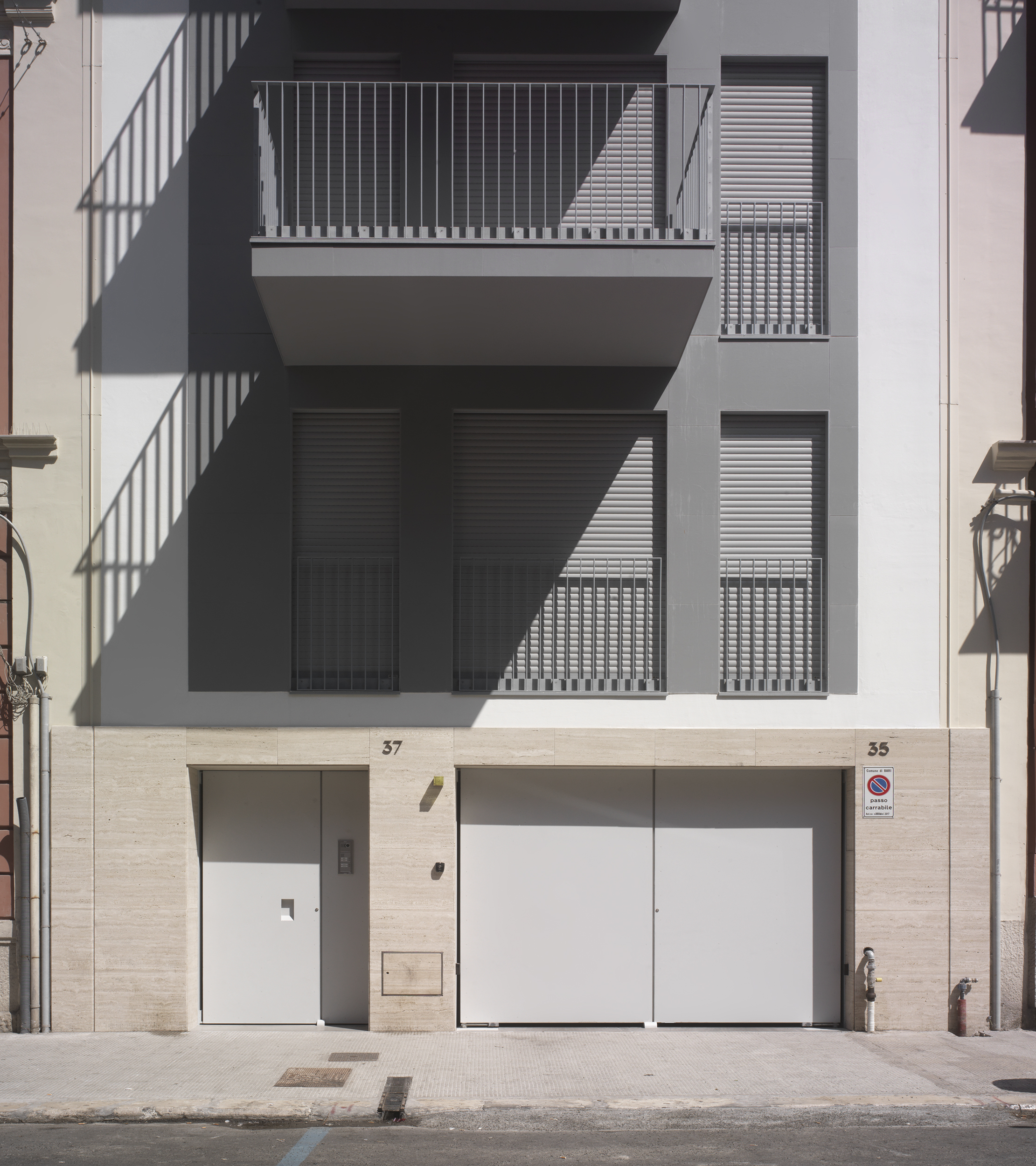 巴里市住宅楼 | 环保与美观的完美结合-4