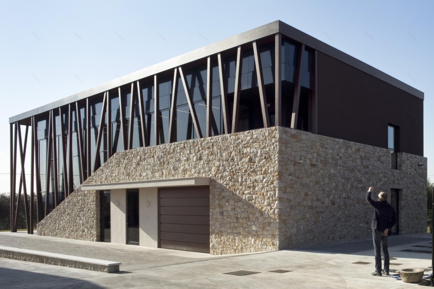 家族经营的酒庄,传统与现代的完美结合-6